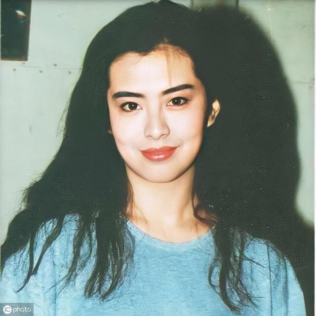 原创王祖贤年轻时的老照片美得太轰动你有一半都没看过