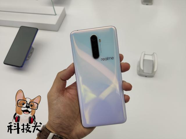 realme x2 pro真机上手:50w超级闪充 骁龙855plus