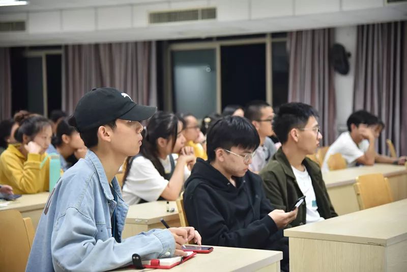 2019年流动人口工作计划_杭州流动人口居住登记(2)