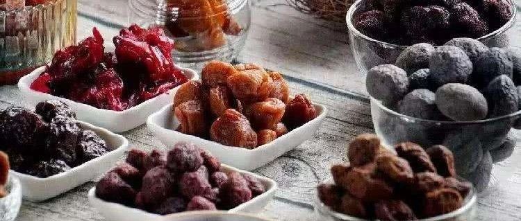 吃什么可以快速止恶心 0cf45d905968420bb270cdfe055bb201.jpeg