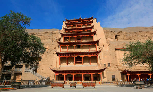 敦煌是哪里旅游景点，敦煌是哪里旅游景点的？
