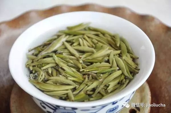 为什么说白茶是最温厚、好脾气的茶？