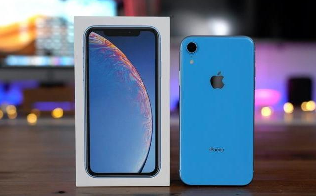 iphone11:你好!iphonexr:再见!