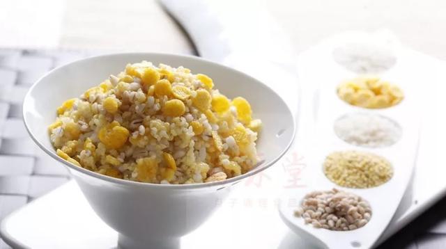 米饭加什么降低热量 74857e48d1354680a1b369a4ebe5efa0.jpeg