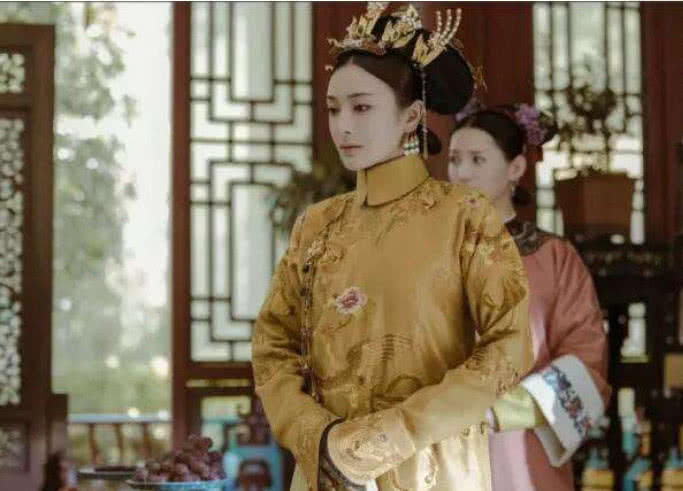 「屎记」原创清朝“寿命最长”的妃嫔，历经四朝，这个原因很多女人做不到！