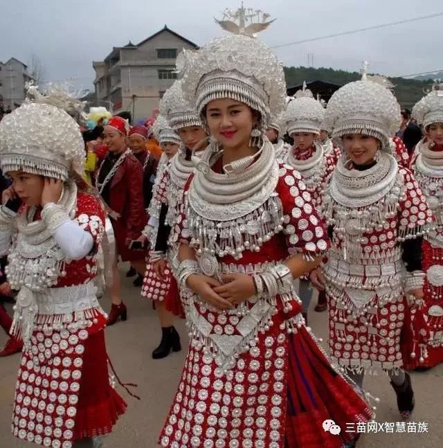 谷陇九·二七芦笙会我们又将迎来一年一度的天下苗族第一镇谷陇九.