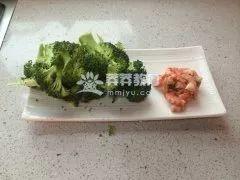 虾仁西兰花蒸蛋补什么 b9b1c69a8aa24ac09d675d16fa6a8509.jpeg