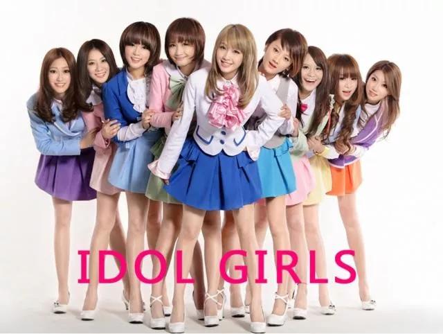 毕业之后的于玮,也曾尝试过出道,成为了idol girls(爱朵女孩)中的一员