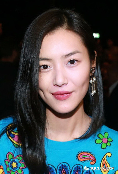 怎么知道自己的脸型适合什么发型 cfd72892567241838fdd5df0f749f65e.jpeg