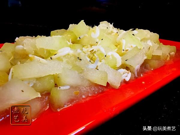 遇到比墙壁厚实冬瓜 你怎么料理它 加把虾米焖出鲜味来 瓜籽
