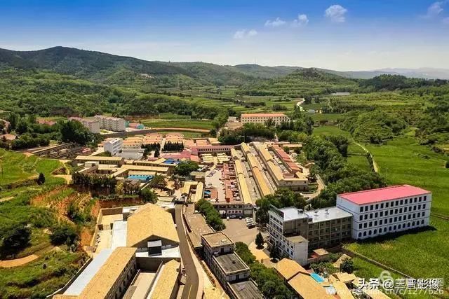 山西大寨村人均收入_大寨苗族乡大寨村图片