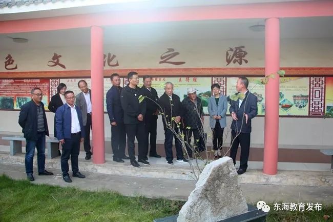 厉害南辰中学两学生在这个大赛中荣获全国二三等奖县关工委专门进行了