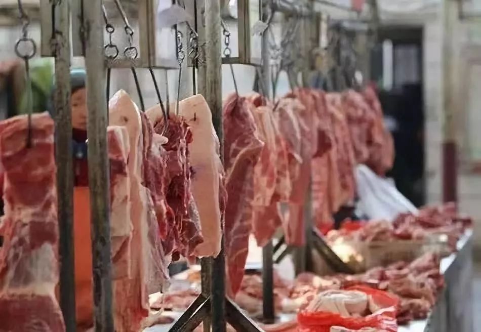 人均肉类消费_中国肉类消费结构图(2)