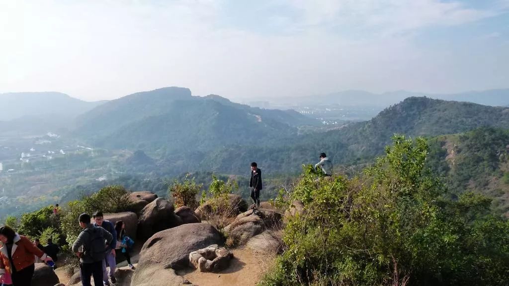 什么时候最适合去爬泰山 46e84ca632a44bc99d6faa7959da154d.jpeg