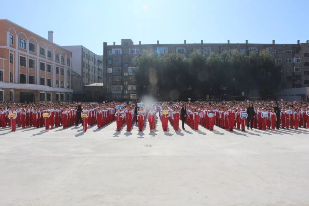 靖宇小学庆祝中国少年先锋队建队70周年暨新队员入队仪式活动