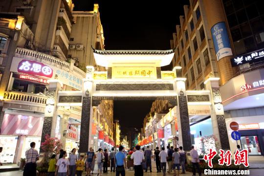 夜访“中国骑楼城”：探寻“百年商埠”梧州前世今生