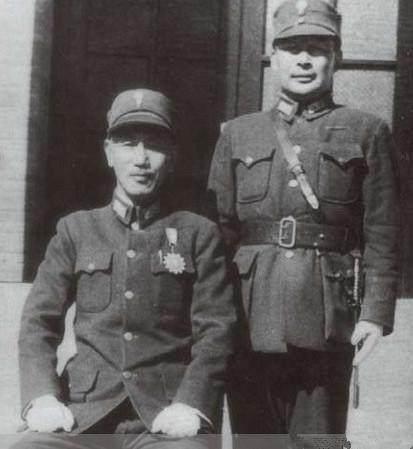比林彪上升还快的元帅, 30岁当上集团军首长, 一件背心穿了30年