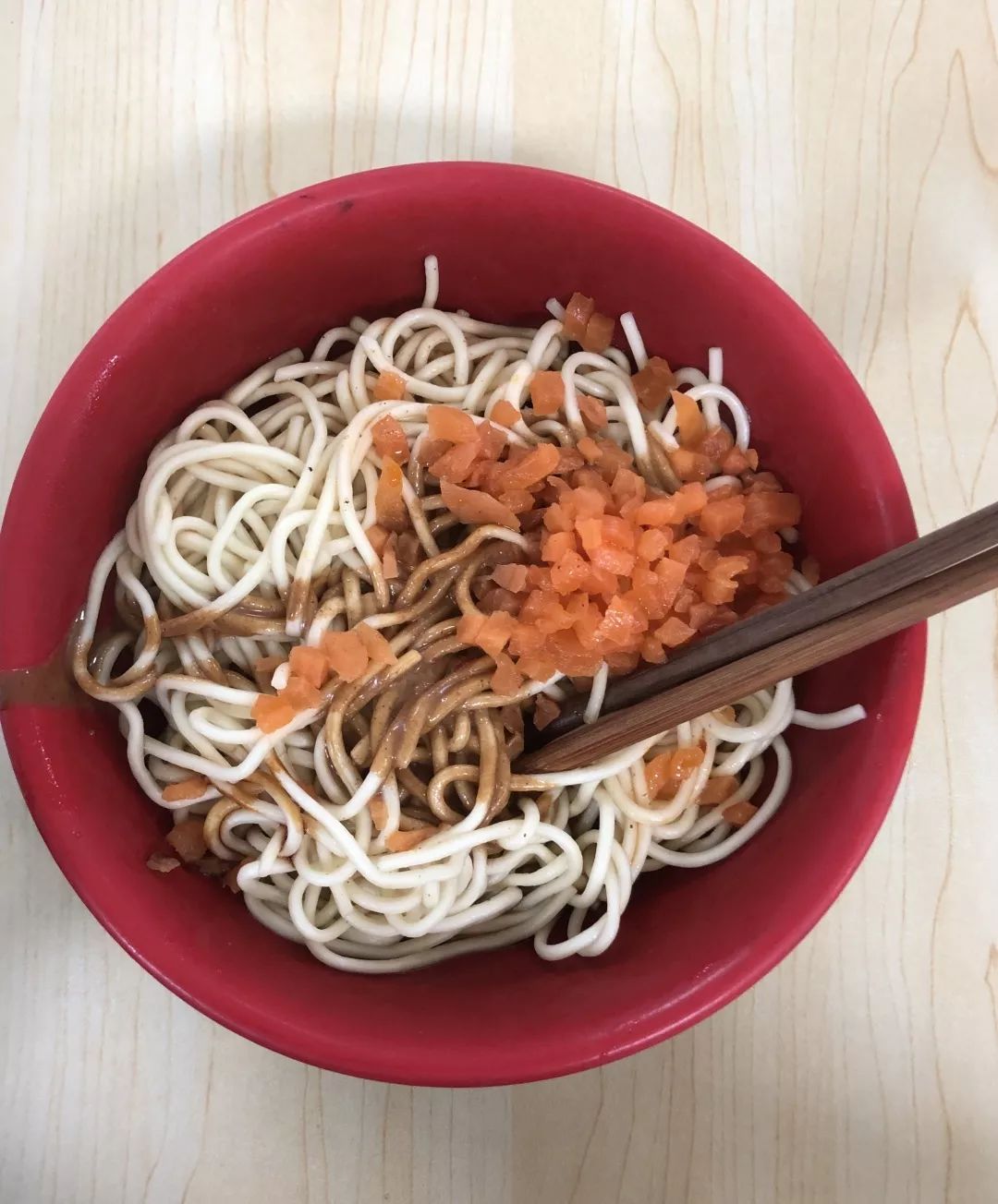 忘不了的还是食堂的热干面