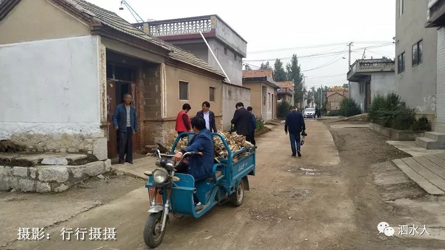 暖心走进山东泗水高峪镇这个村庄拍到的温馨情景