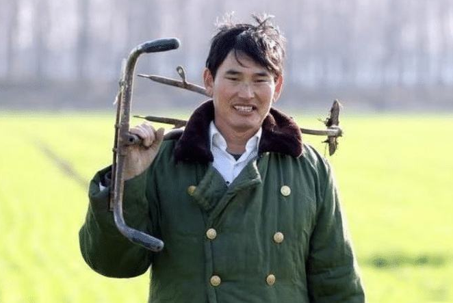 大衣哥人口_大衣哥(2)
