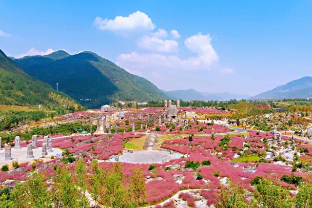 热点|重庆再添打卡胜地,酉阳叠石花谷景区试运营