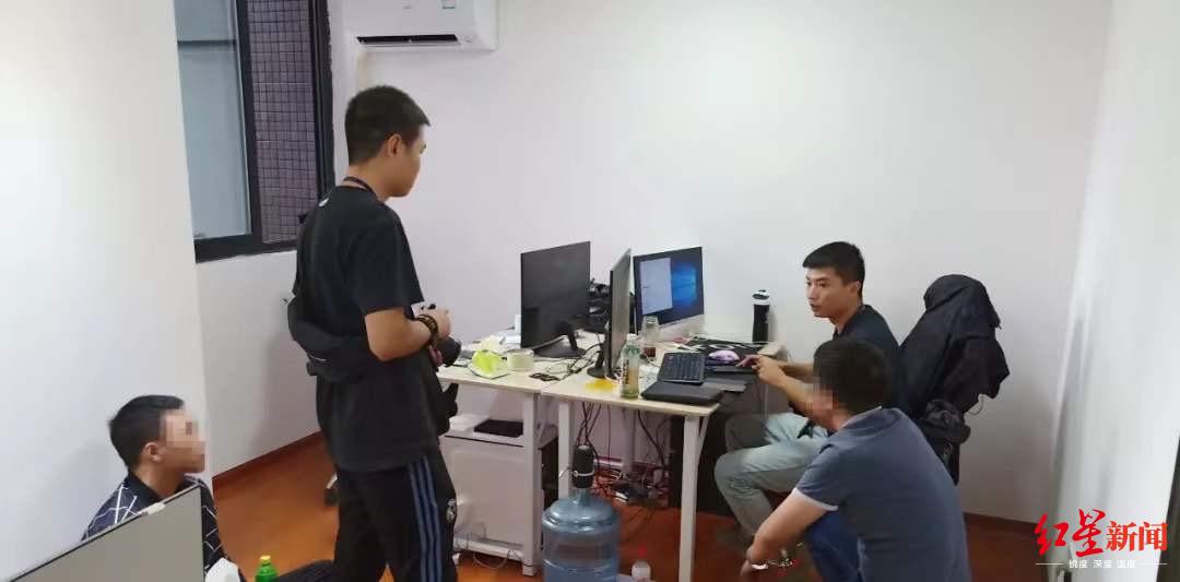 侵入计算机盗窃游戏数据获利11万这智商用错了地方_长宁县