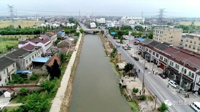 在虹桥,建成投用泰兴市第三高级中学虹桥校区,虹桥实验学校,虹桥镇