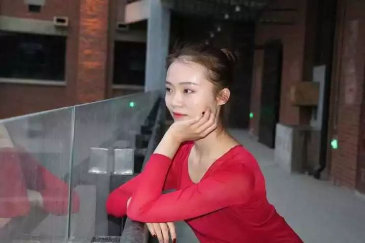2c1c8d393fe84ec38ea30cb9c782a709.jpeg