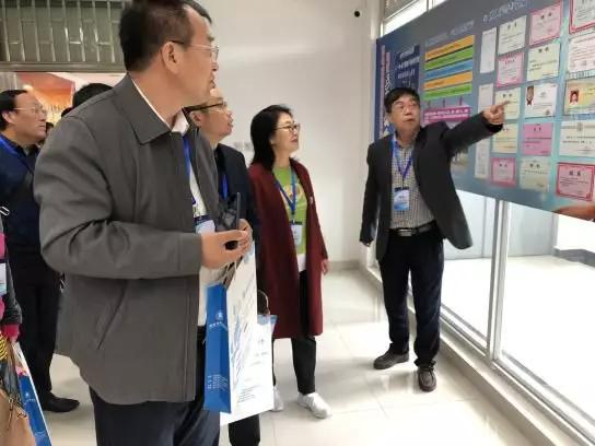 邮电业务总量与经济的关系_红楼梦人物关系图
