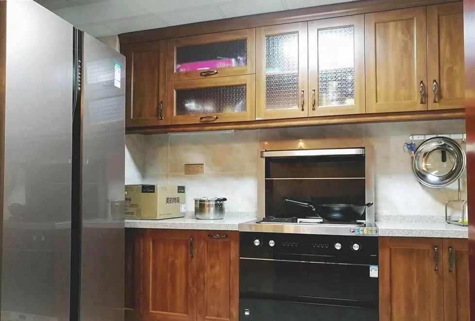 家装厨房设计效果图 一字型橱柜装修效果图