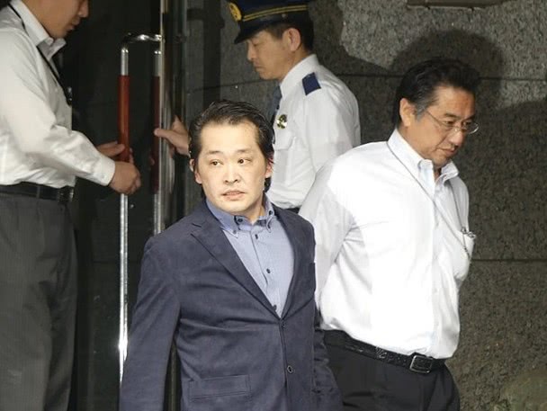 39岁星二代吸毒4次被捕 今恐吓女友要杀掉她爸 又第5次被捕 大和里