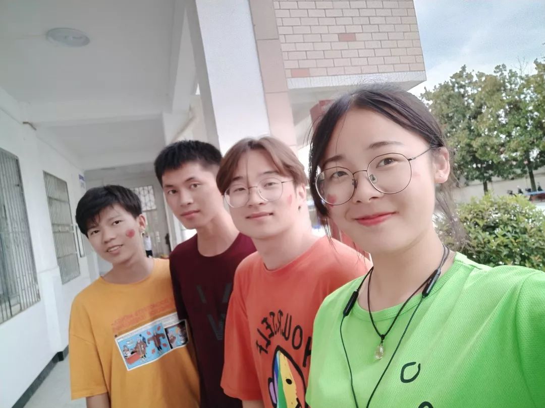 吕倩那些不太神奇的瞬间却值得全力以赴二营回声11