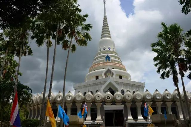 泰国旅游攻略必去十大景点 7c6d59c1845f4584a5eabe65ba7771c5.jpeg