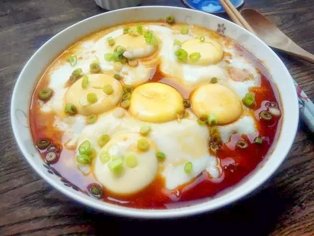 人均鸡蛋_鸡蛋卡通图片