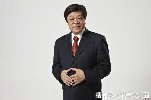 趙忠祥晚年撈金方式曝光 賣定制字畫,和粉絲合照收費3500元圖片 12095 500x333
