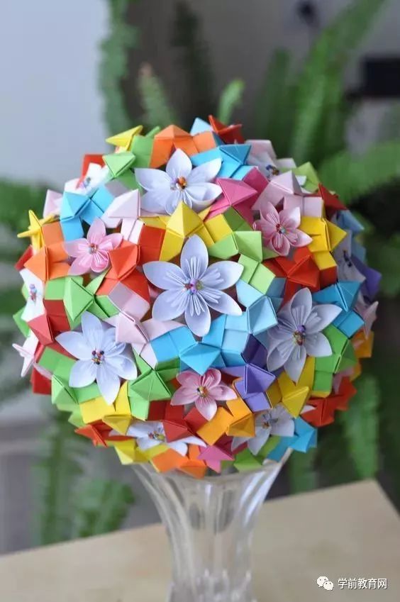 创意手工用彩纸折了几朵花没想到拼起来竟美得如此极致附教程