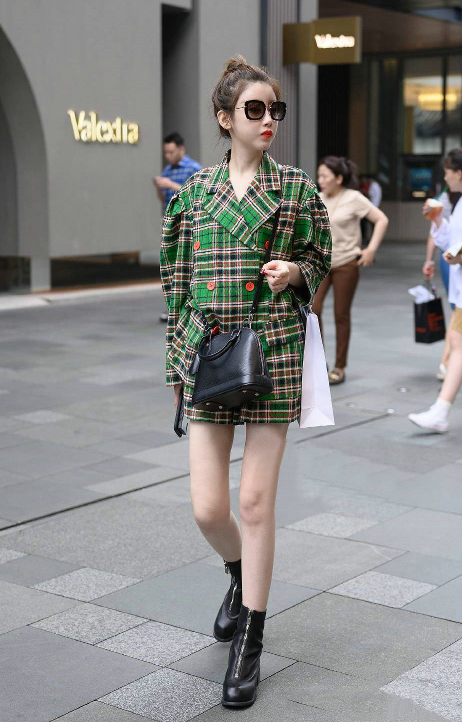 acbf90a8c11c45eeb63fd22c2e3af963.jpeg