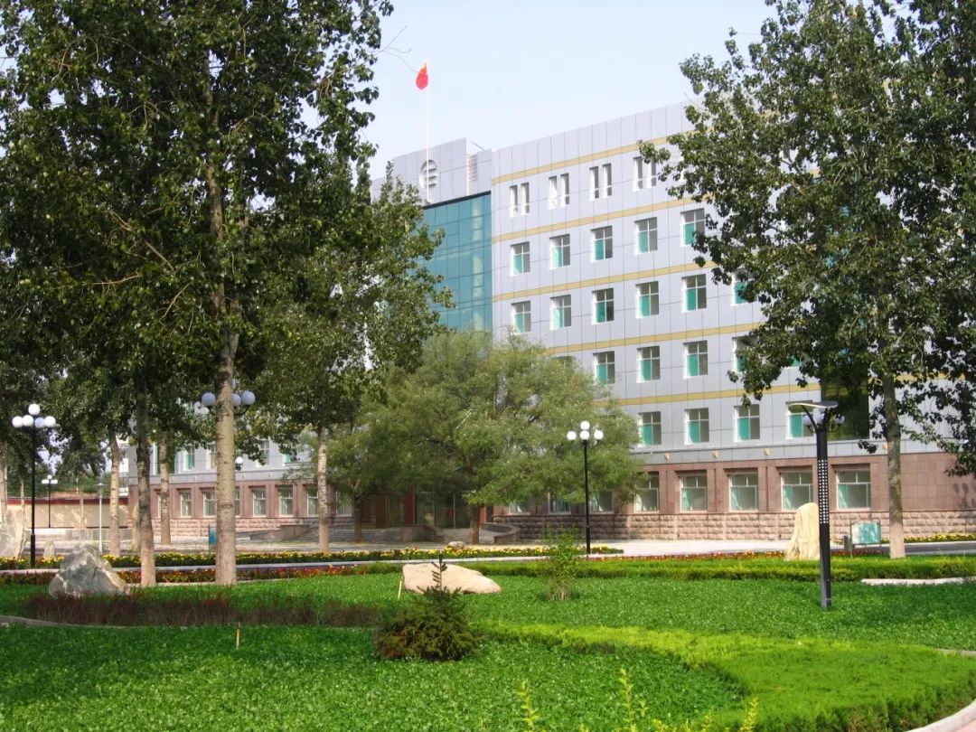 二中学校在什么路 bcd2610126f745689b55a75c93d199f7.jpeg