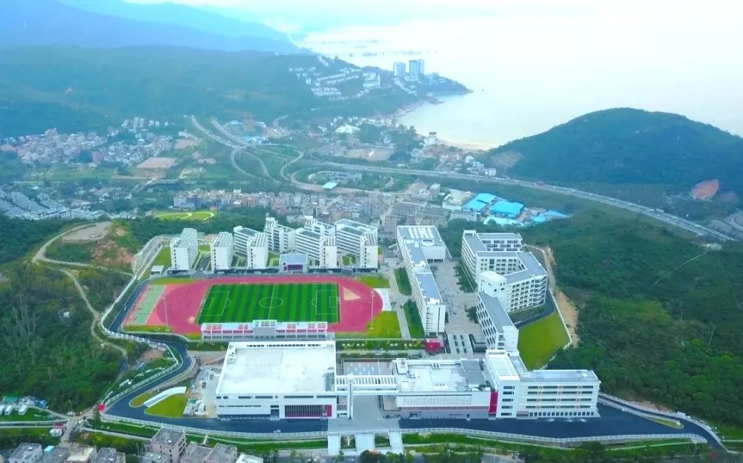 怎样才能上人大附中高中部 cc6e1319f2a84e02945b7405b33f7c89.jpeg