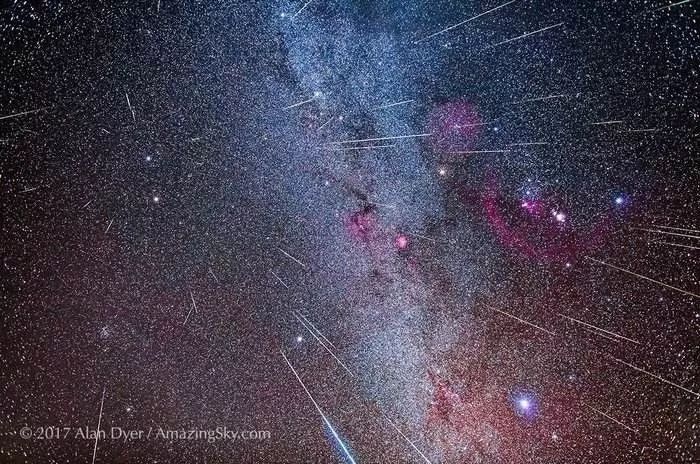 冬季夜空中还有个引人注目的冬季大钻石,它是由猎户座的参宿七,天狼