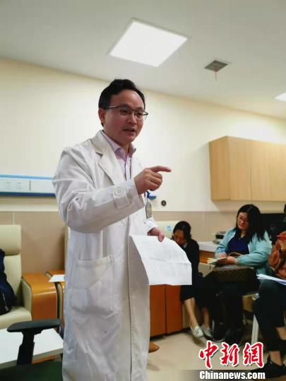 上海专家尝试多学科携手为患者解除脊柱手术后持续疼痛