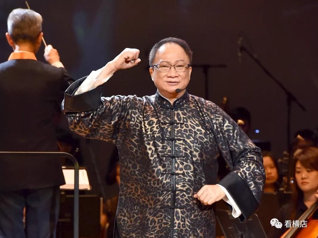 家国情怀永不过时,著名导演徐小明将在横店影视节开幕式上演唱经典
