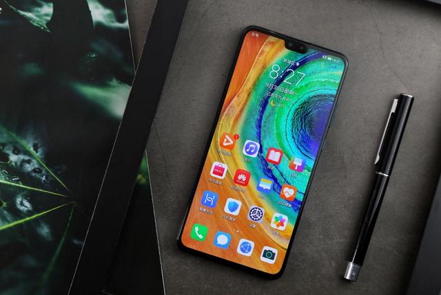 原创国产机皇华为Mate30致命缺点！销量不如iphone11，三个原因很现实