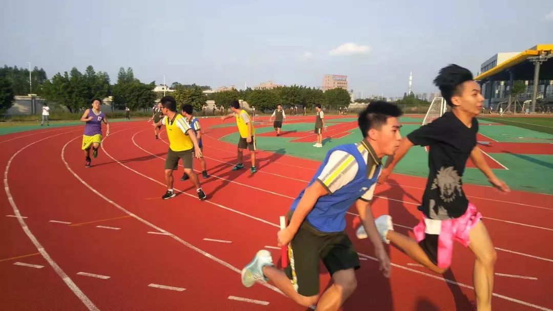 4x100米接力区图,4x400米接力区图解 汽修专业科4x100m和4x400m接力比赛
