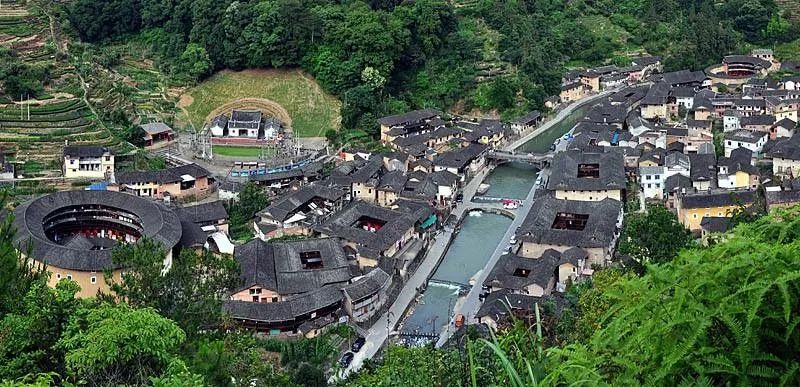 【10月份天天发团】￥568|南靖田螺坑,云水谣土楼2日游(动车)