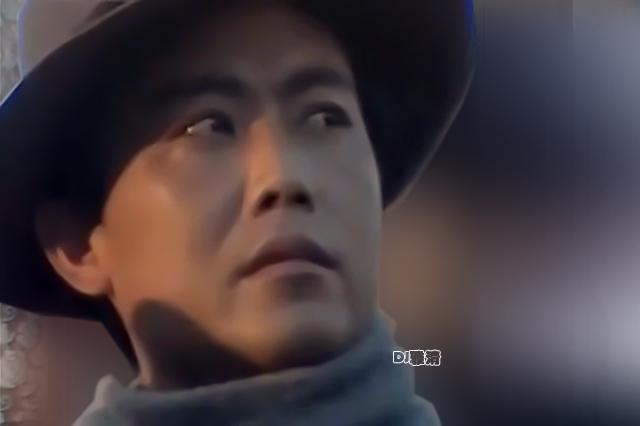 35年了,第一版《夜幕下的哈尔滨》的演员们近