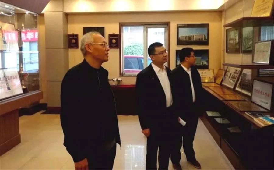 深圳市盐田区政府副区长罗毅一行调研航天建设