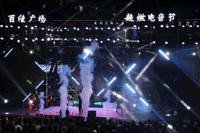 634255e1e6b046c8811151f434465461.gif