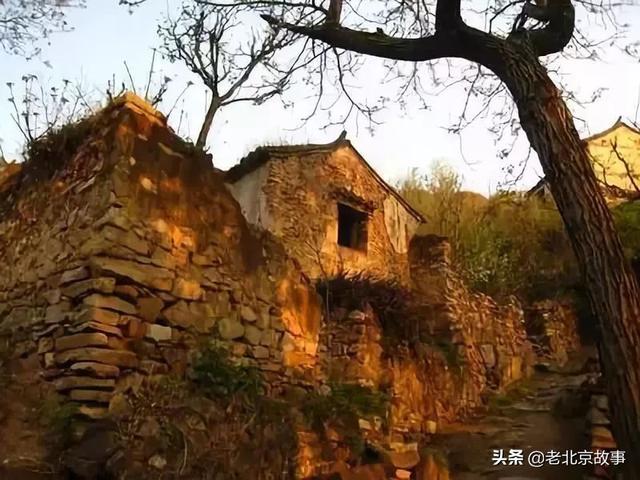 庇护山庄人口_避暑山庄图片(2)