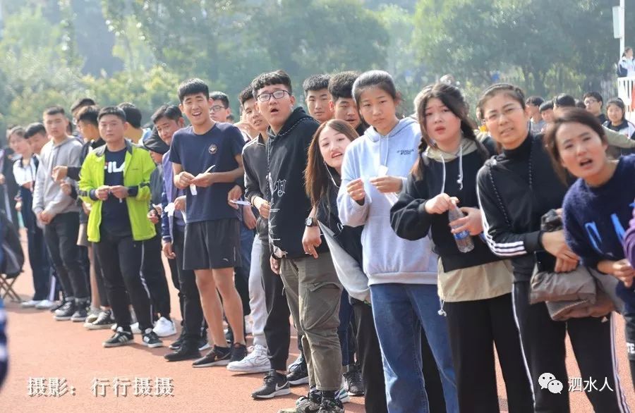 第一次这样拍摄:泗水一中运动会精彩瞬间集锦(图库)